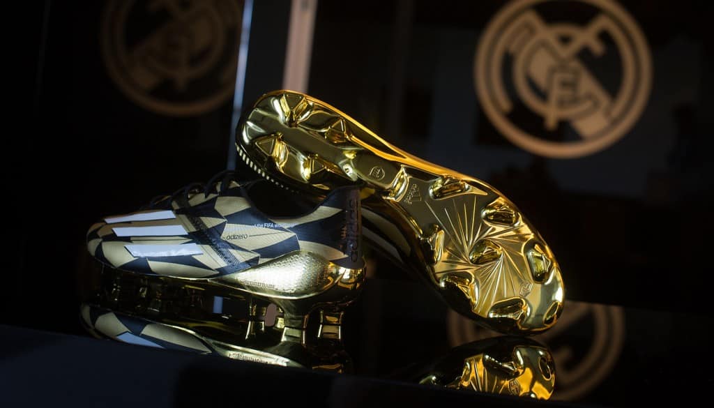 adidas-F50-or-noir-james-rodriguez-2