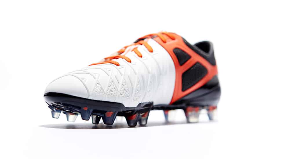 umbro-ux1-blanc-noir-rouge-2