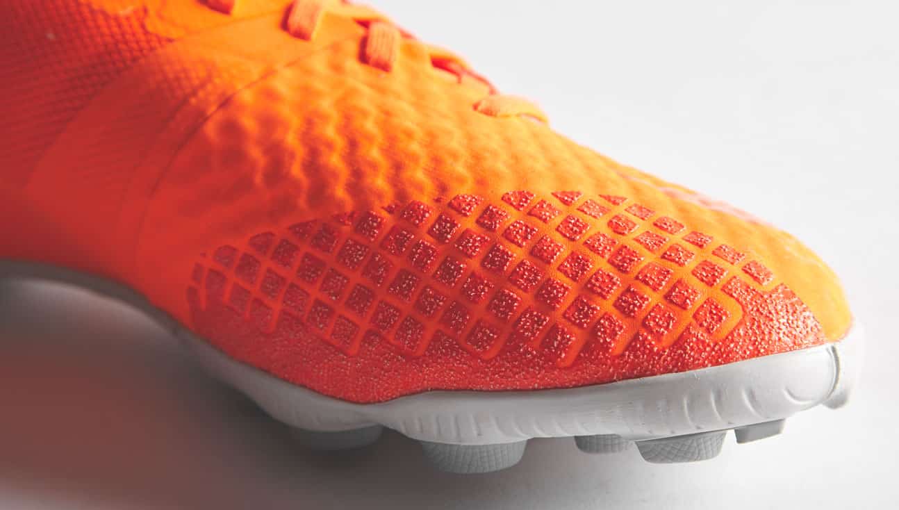 nike-bomba-finale-II-orange-4