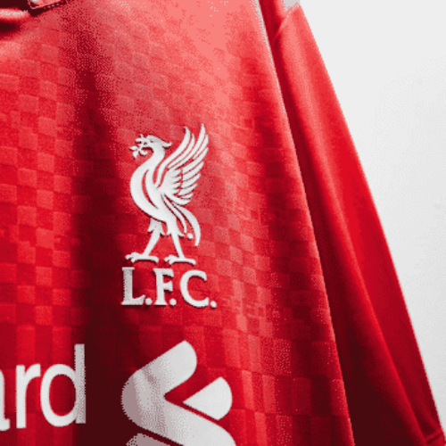 Image de l'article New Balance dévoile le maillot domicile 2015-2016 de Liverpool