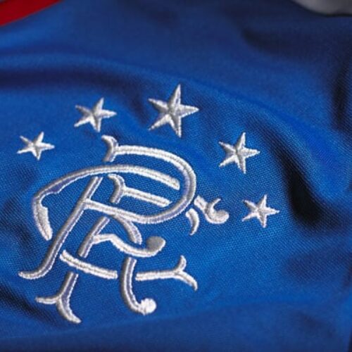 Image de l'article Hummel ne sera plus l'équipementier des Rangers