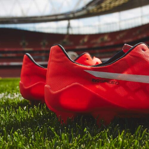 Image de l'article Puma dévoile son modèle de crampons le plus léger : l’evoSPEED SL