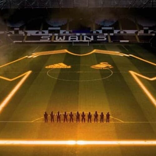 Image de l'article adidas présente les maillots 2015-2016 de Swansea City