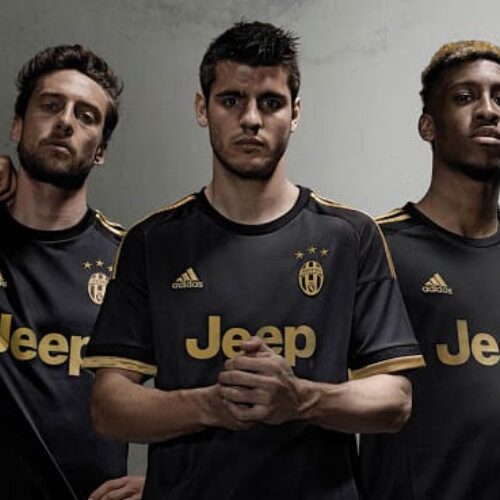 Image de l'article Les maillots des champions européens 2015-2016