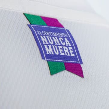 9ème du dernier championnat d'Espagne, Malaga vient de dévoiler avec Nike son équipementier ses nouveaux maillots pour 2015-2016