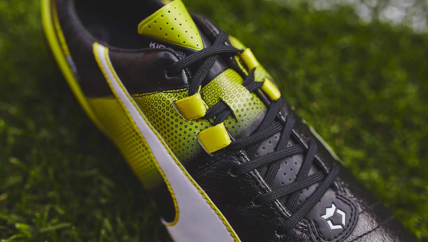 puma king jaune