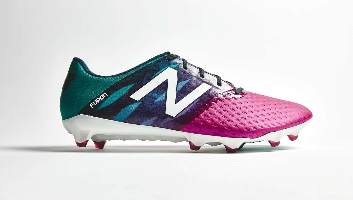 Nouveaux coloris pour la gamme New Balance Football
