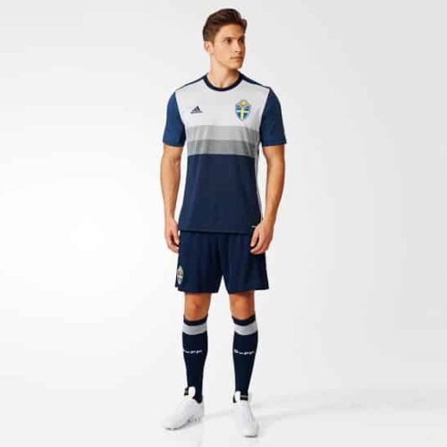 Image de l'article adidas dévoile les maillots de la Suède pour l'Euro 2016