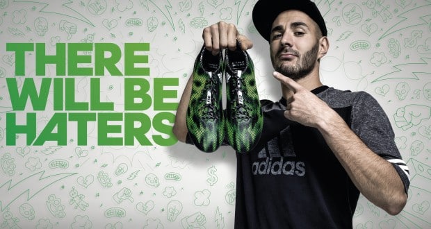 Les chaussures de foot de … Karim Benzema