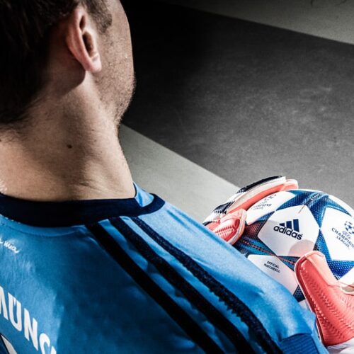Image de l'article adidas lance les gants 