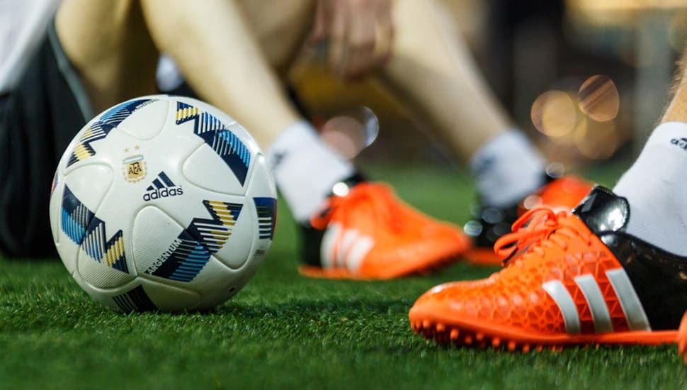 ballon-football-adidas-argentum-2016-1