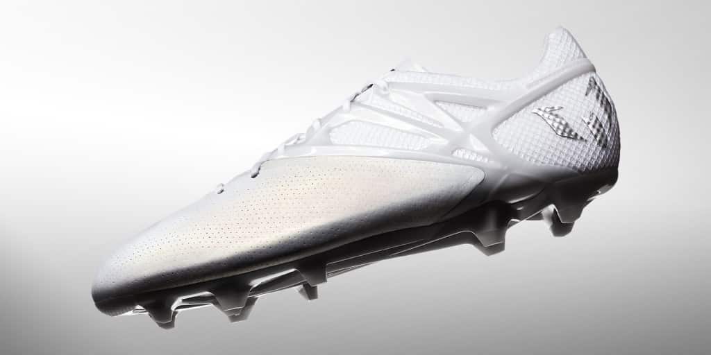 chaussure-football-adidas-Messi15-platinium-BallondOr-4