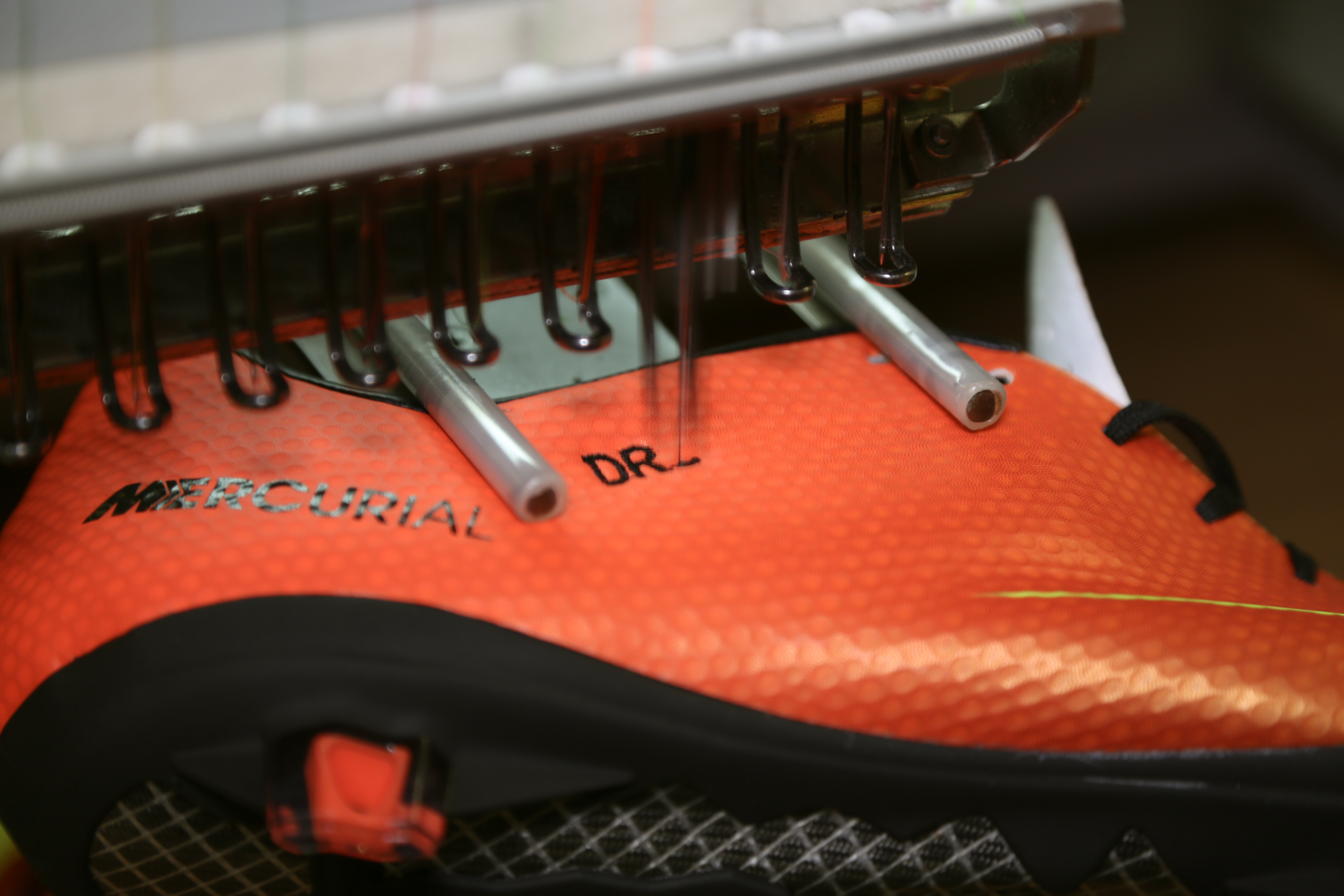 didier-drogba-chaussures-nike-les-chaussures-de-didier-drogba-footpack-4