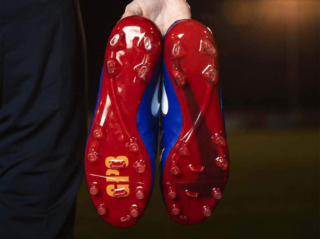 chaussure-football-nike-tiempo-id-Piqué-1