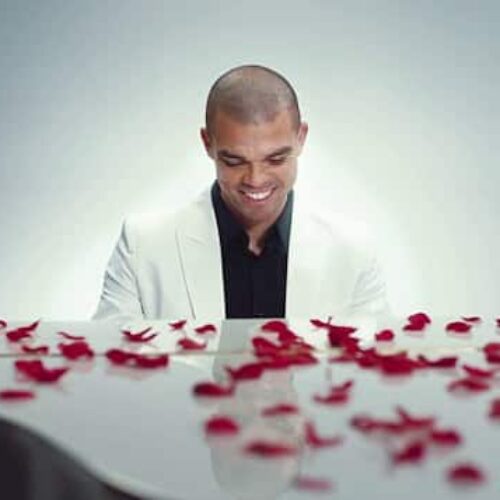 Image de l'article Pepe déclare son amour à la Speciali pour la Saint-Valentin