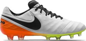 Nike Tiempo