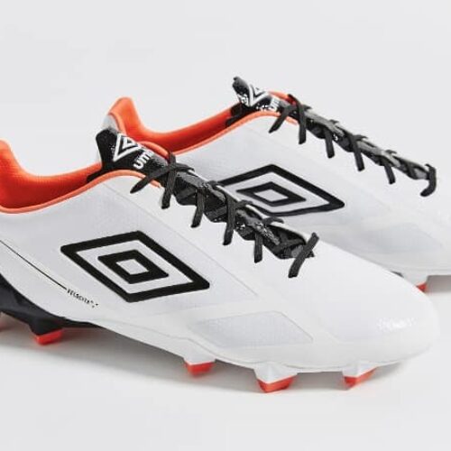 Image de l'article Troisième coloris pour la Velocita II d'Umbro