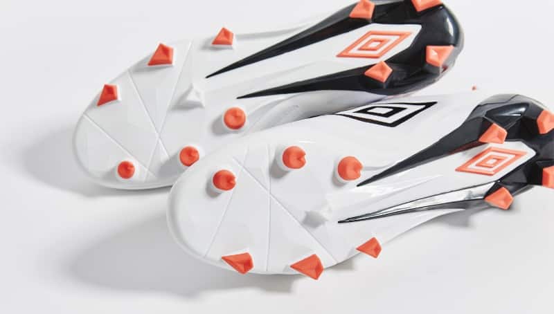 chaussure-football-umbro-velocita-2-blanc-orange-bleu-8