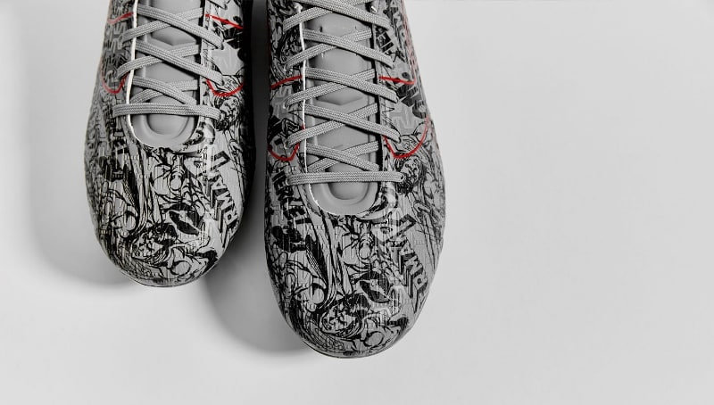 chaussure-football-under-armour-batman-superman-12