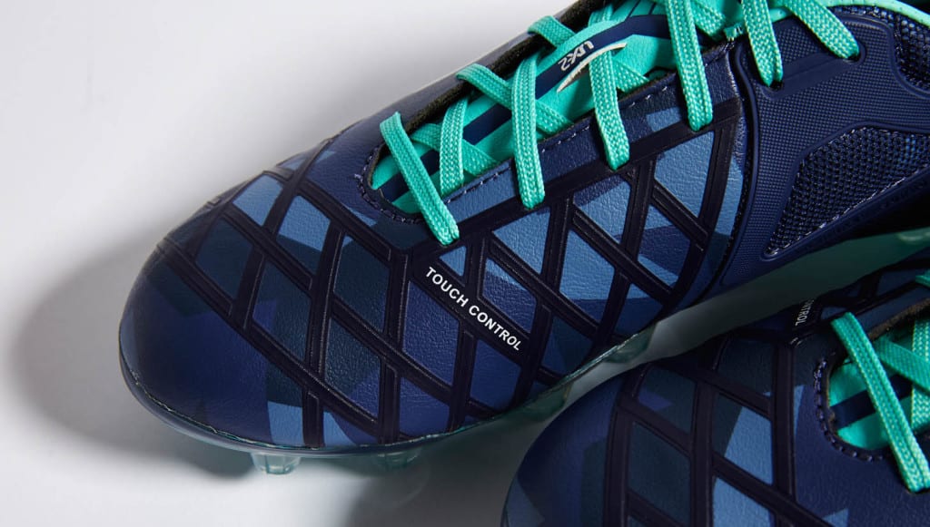 chaussures-football-umbro-ux-2-marine-5
