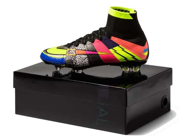 chaussures-football-Nike_What_the_Mercurial-2