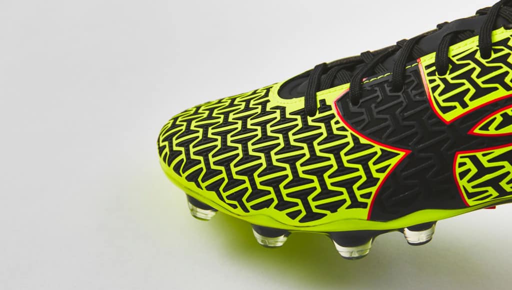 chaussure-football-ua-clutchfit-jaune-3
