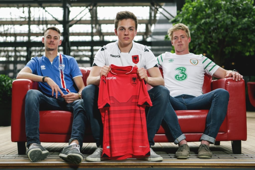 Les maillots Errea, Umbro, Macron de l'Euro 2016 - Footpack