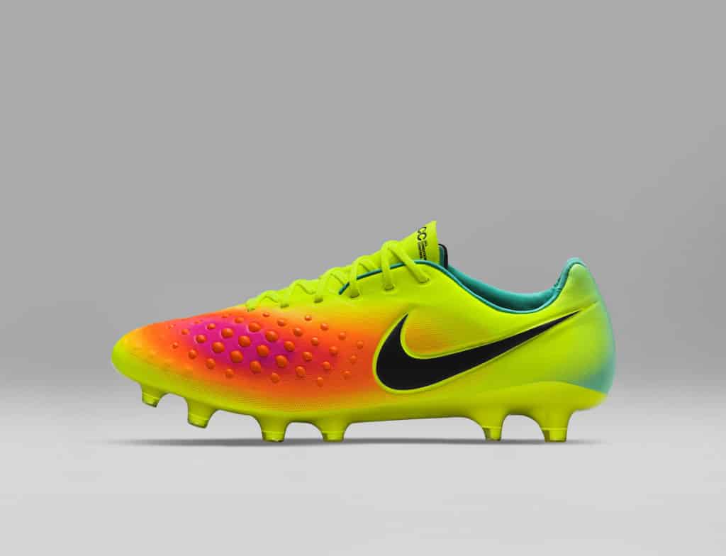 nouvelle chaussure de foot nike magista
