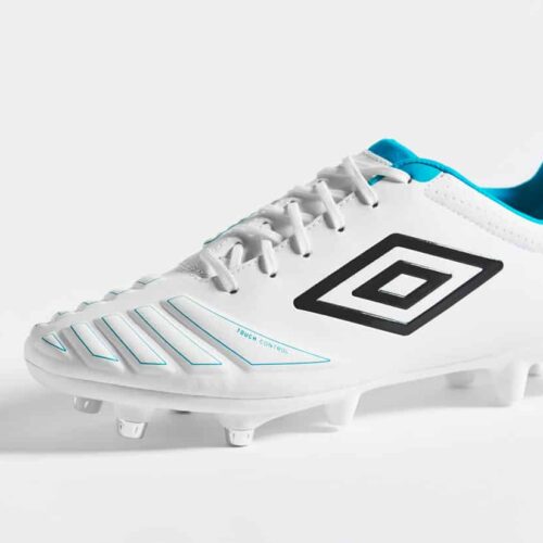 Image de l'article Umbro dévoile un nouveau coloris de l'UX-Accuro pour l'automne