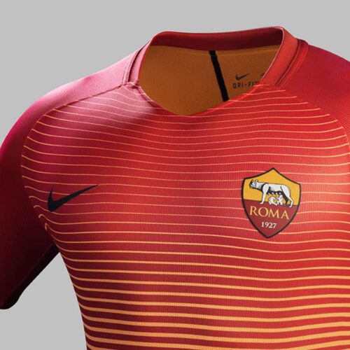 Image de l'article L'AS Rome présente ses maillots 2016-2017 signé Nike