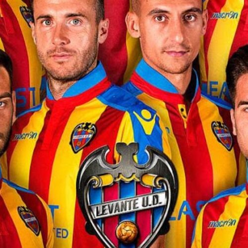 Image de l'article Levante et Macron dévoilent un maillot spécial