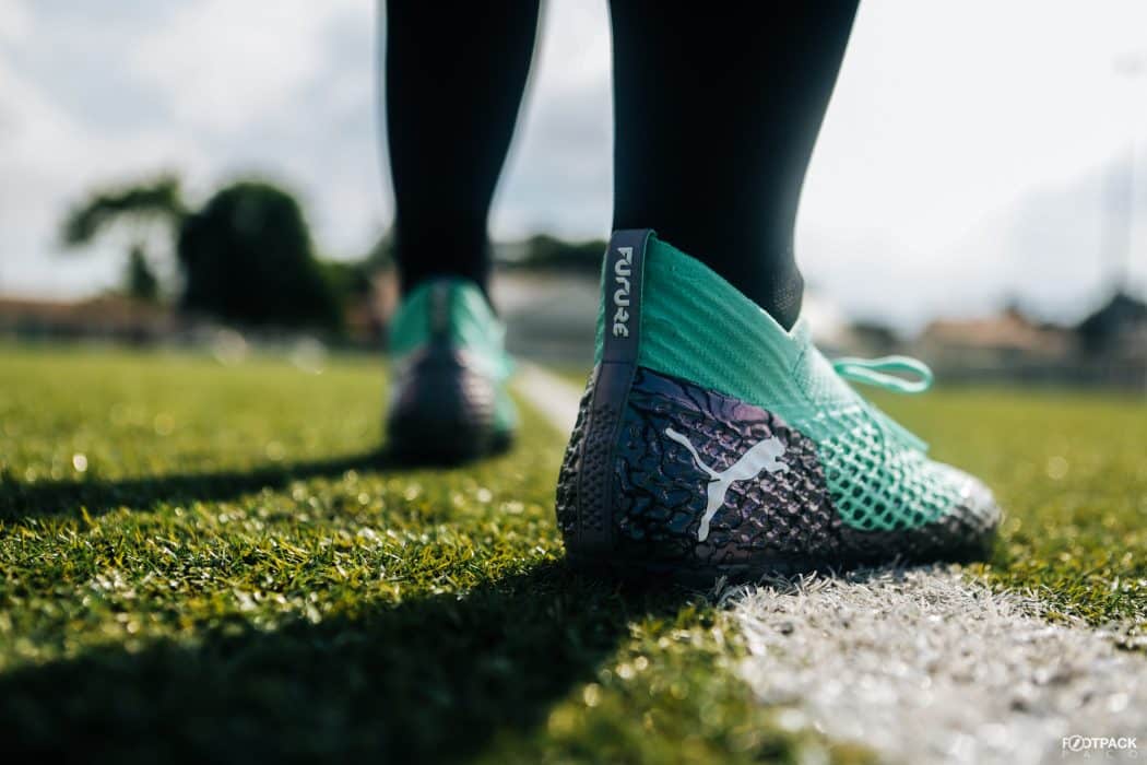 Quels crampons choisir pour les terrains synthétiques ? footpack.