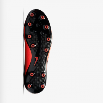crampon fantôme noir