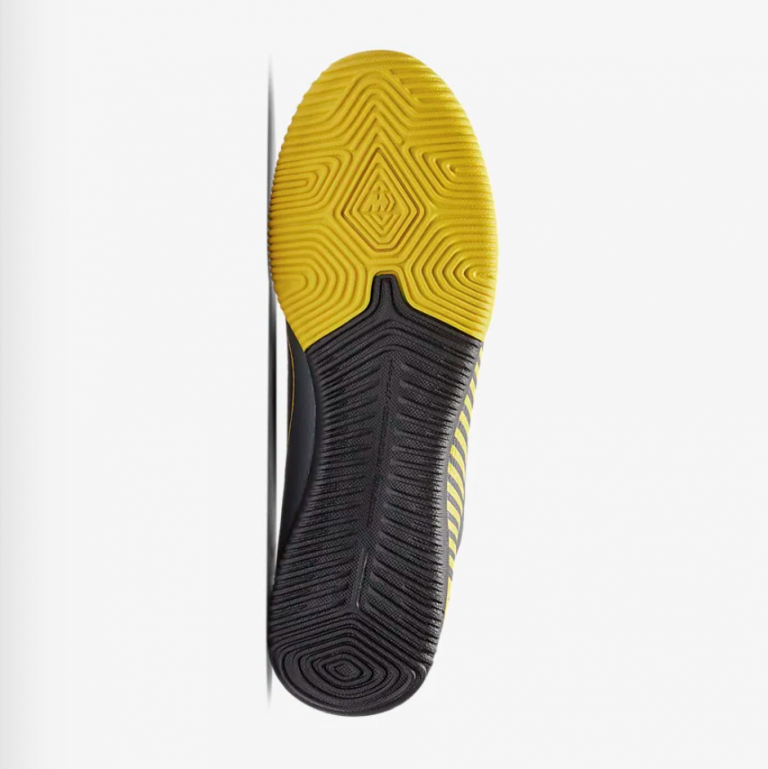 nike hypervenom stabilisé