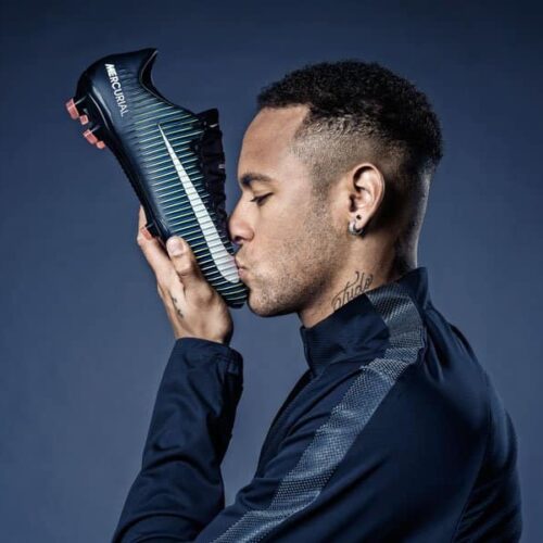 Image de l'article Officiel : Neymar passe en Nike Mercurial Vapor