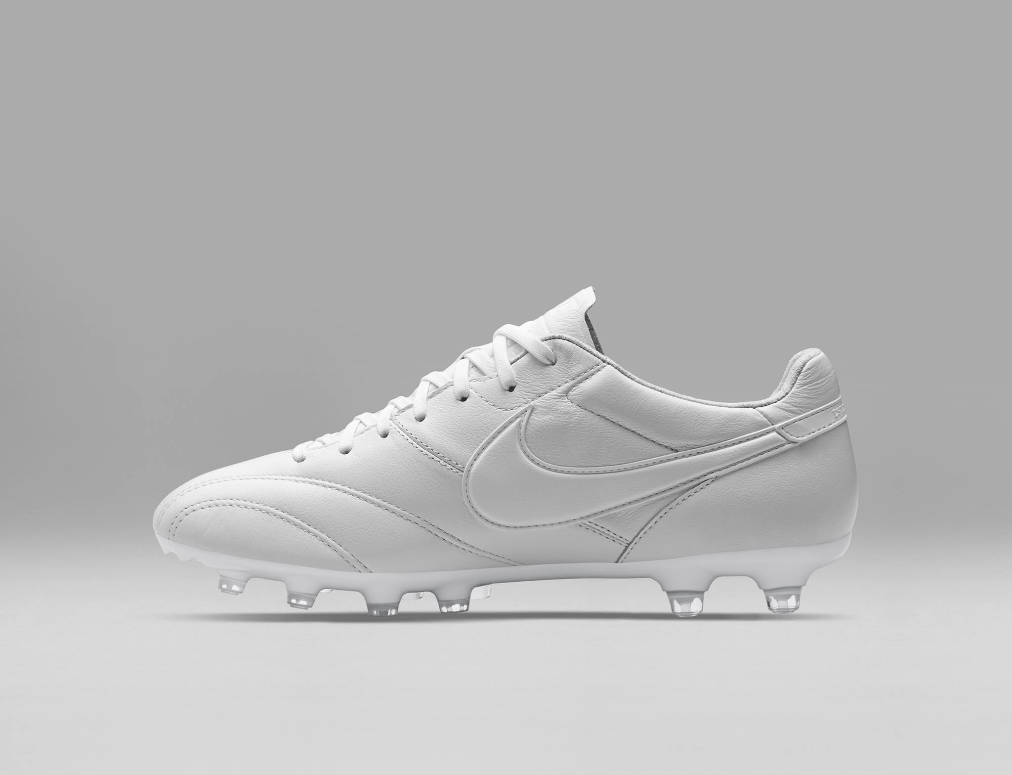 tiempo blanche et bleu