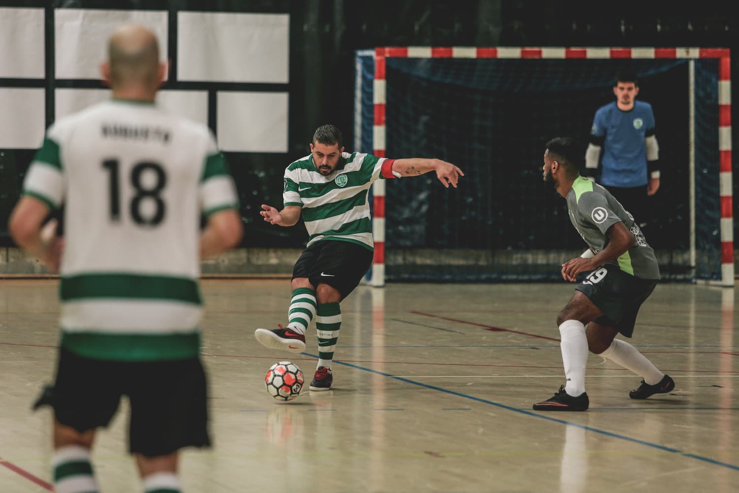 inside-sporting-club-paris-footpack-img42
