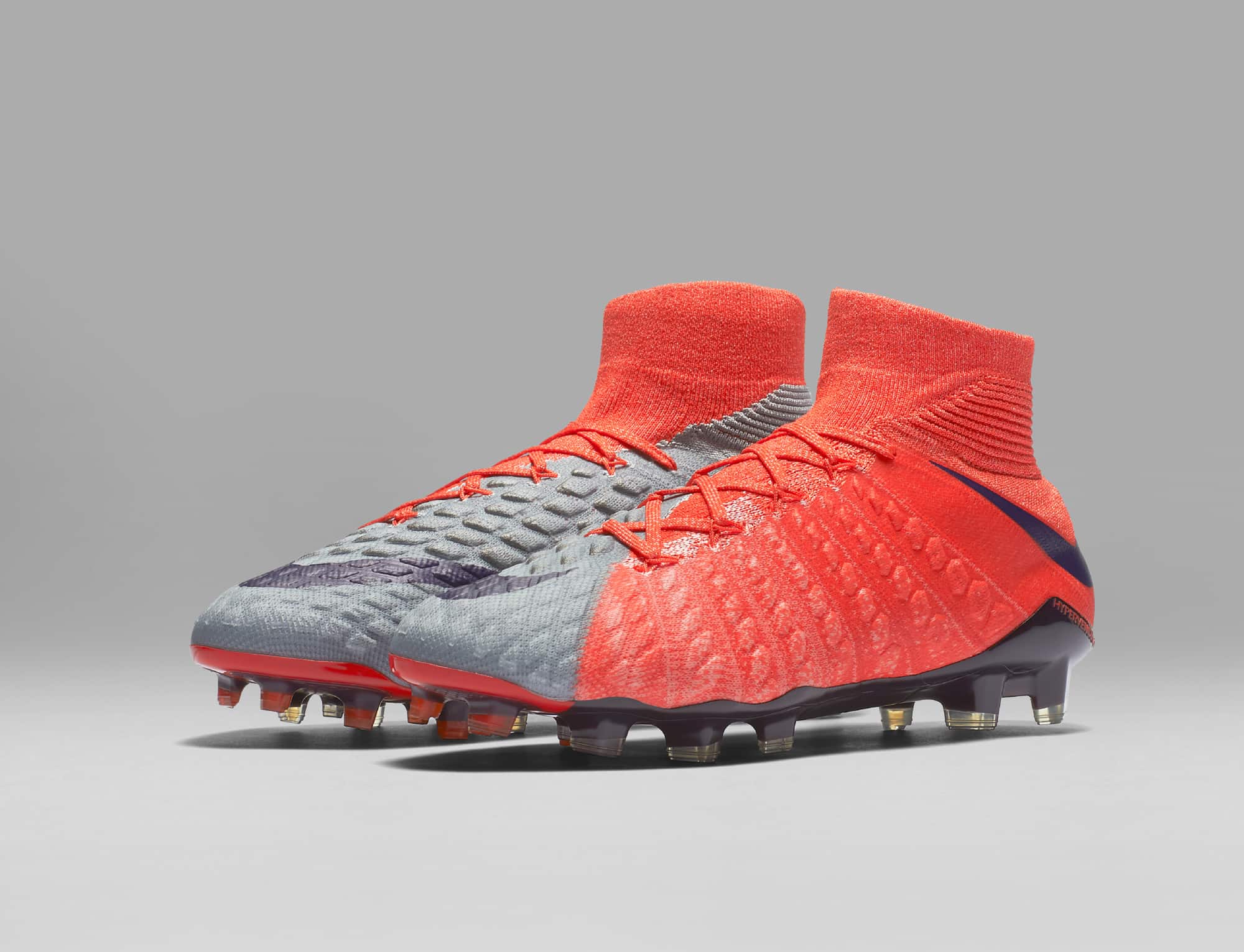 chaussures-football-Nike-Hypervenom-DF-Femmes-Women-Radiation-Flare-img2