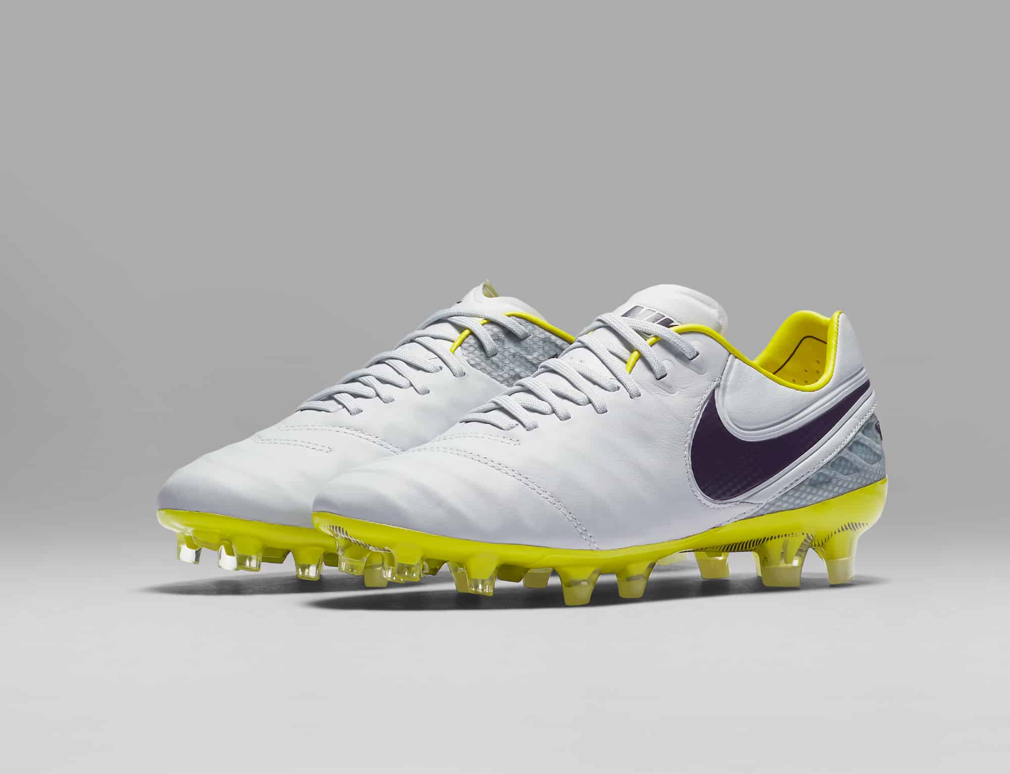 chaussures-football-Nike-Tiempo-Legend-6-Femmes-Women-Radiation-Flare-img4