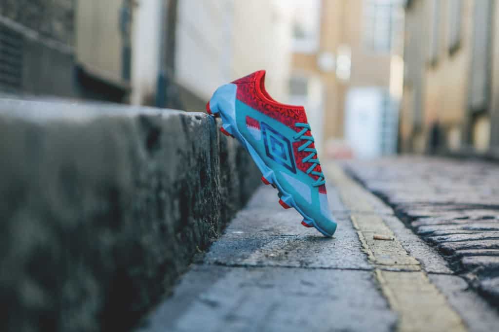 shooting-chaussure-foot-umbro-velocita-3-west-ham-6