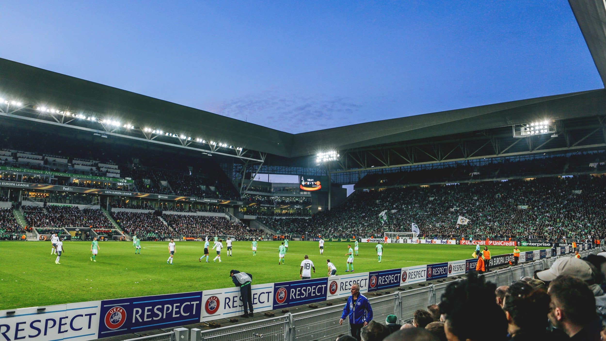 au-stade-geoffroy-guichard-asse-manchester-united-europa-league-5-min