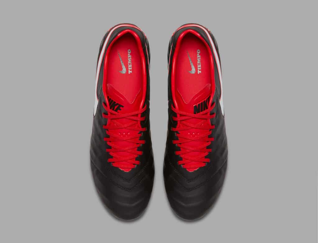 chaussure-football-nike-tiempo-legend-derby-day-3