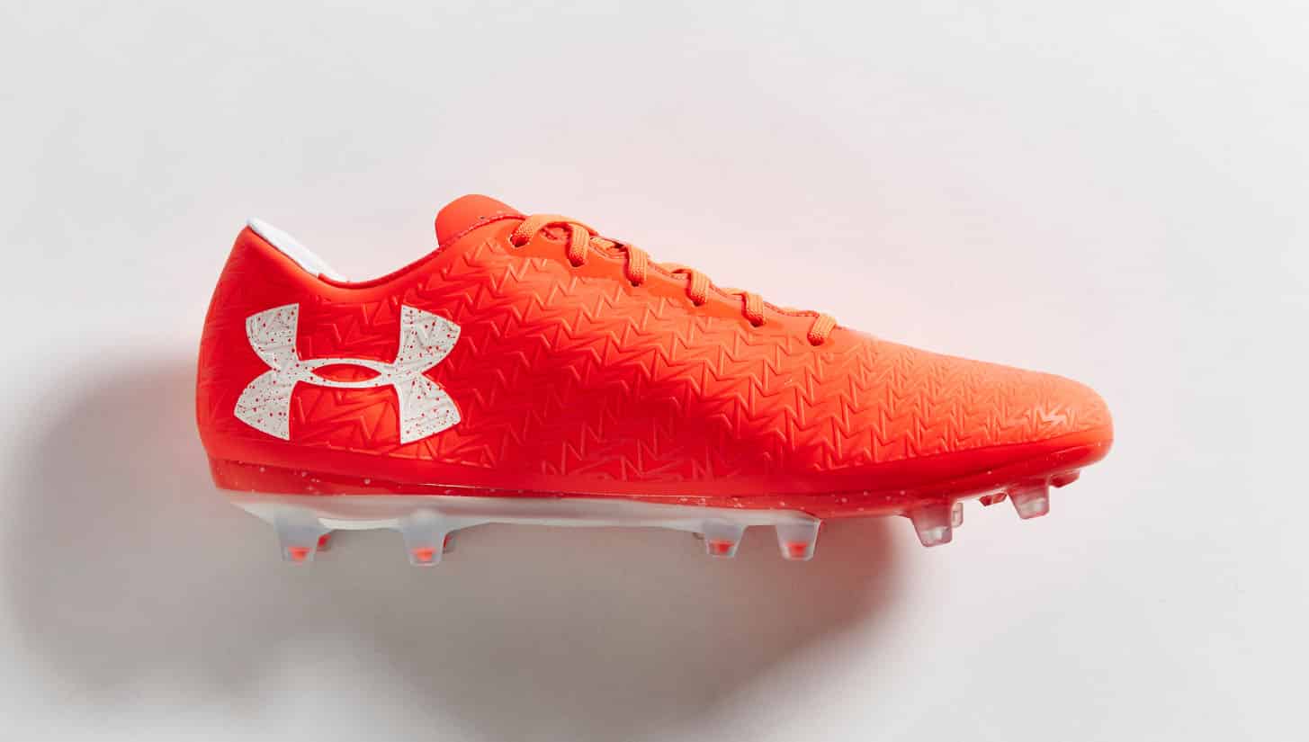chaussures-football-under-armour-clutchfit-3-red-neon-coral-img2