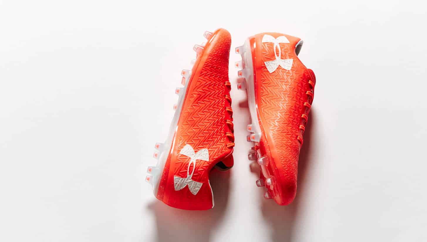 chaussures-football-under-armour-clutchfit-3-red-neon-coral-img6