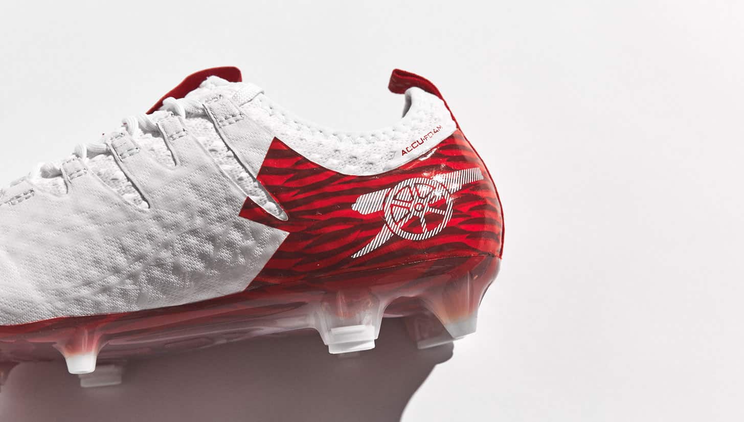 puma classico tt football shoe