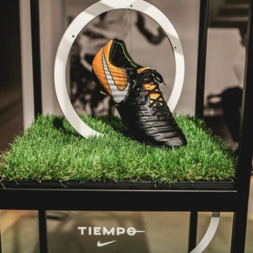 Image de l'article Les 7 évolutions de la Tiempo Legend 7 de Nike