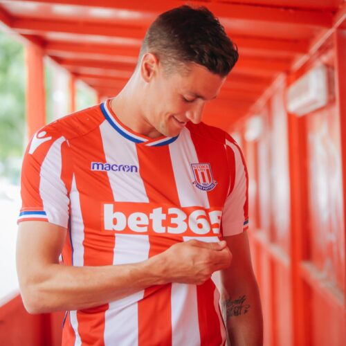 Image de l'article Tous les maillots 2017-2018 de la Premier League