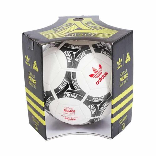 Image de l'article Quand Palace Skateboards et adidas Originals collaborent pour des ballons Tango