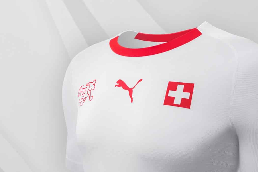 Équipe nationale de football Suisse | Maillots et tenues officielles | PUMA