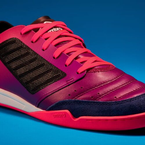 Image de l'article Umbro lance sa nouvelle chaussure de futsal : la Chaleira Pro